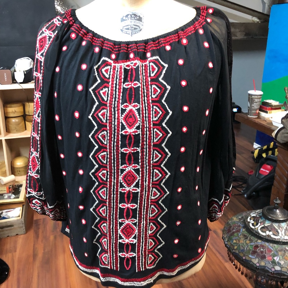 Vintage collection XL Ladies Black & Red tunic top